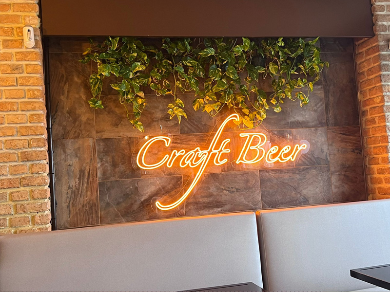 Neón Craft Beer